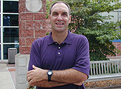 Dan Calandro '77