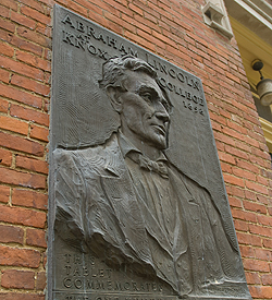 Abraham Lincoln inscription on Old Main