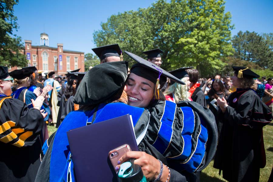 Graduates and faculty celebrate at Knox College Commencement 2018
