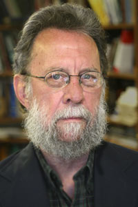 Professor Receives 2009 Caterpillar Foundation Faculty Achievement ...